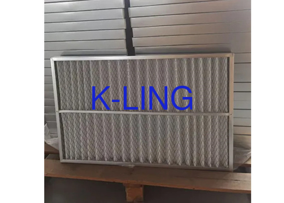Zastosowany system wentylacji przedfiltrujący Filtr powietrza z galwanizowanymi / aluminiowymi sieciami ochronnymi